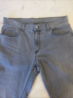 Mott & Bow Men’s Straight Stone Jean - Gray 35x34. Excellent Condition